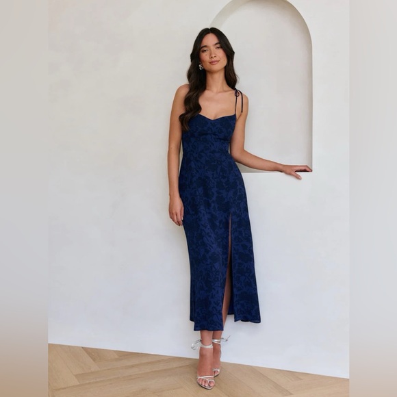 Park & Fifth Willow Dress in Twyla - Picture 1 of 6